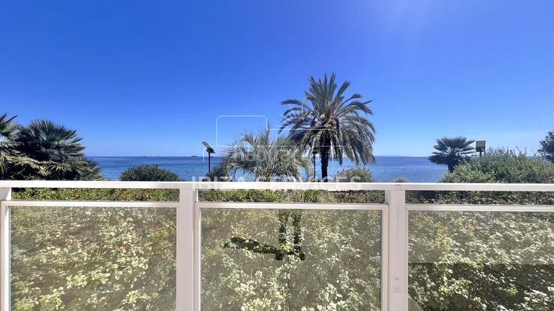 Foto c46c0293-37b6-4761-bb71-6ca821f1949b. Pis amb aparcament piscina a Ses Figueretes - Platja d'en Bossa - Cas Serres Ibiza