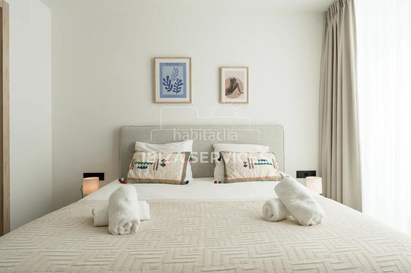 Foto 62b52cc1-dd05-4ec0-9c49-1c5385e816b7. Miete etagenwohnung mit parking pool in Santa Eulària des riu Santa Eulària