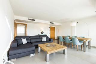 Lloguer Pis a Marina Botafoc-Talamanca. 4 4.a apartamento de lujo elite de 3 dormitorios y 2 baños en al