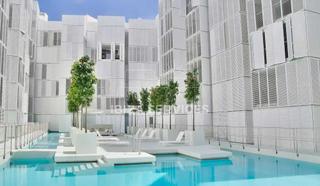 Location Appartement à Marina Botafoc-Talamanca. At031 patio blanco ático 2 dormitorios, 2 baños en alquiler