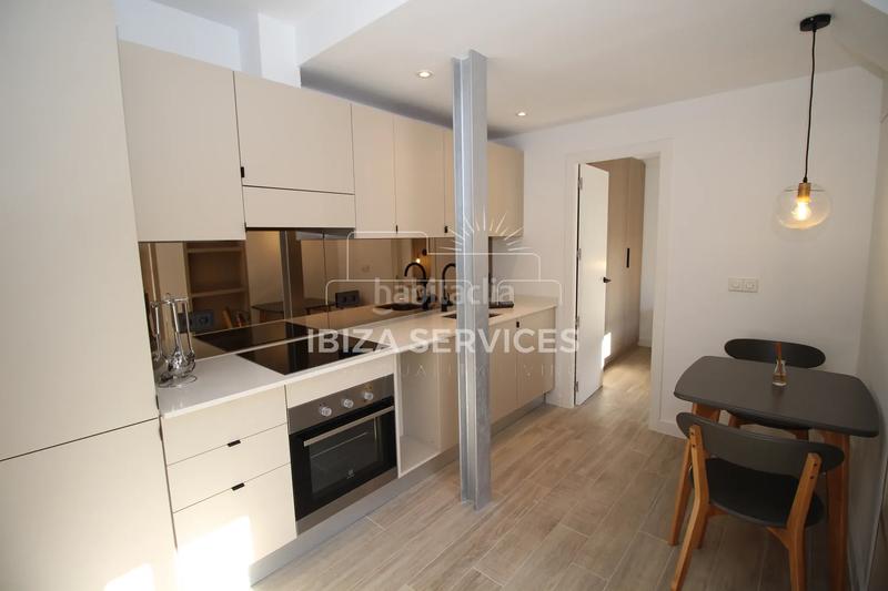 Foto 1647f463-3dab-40c4-b7bf-55861c410772. Alquiler piso apartamento la marina de un dormitorio en alquiler de temporada de invierno en Ibiza