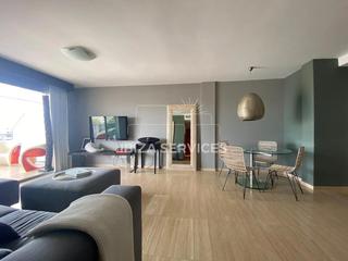 Etagenwohnung in Marina Botafoc-Talamanca. Venta de apartamento 3 dormitorios  botafoch nueva ibiza