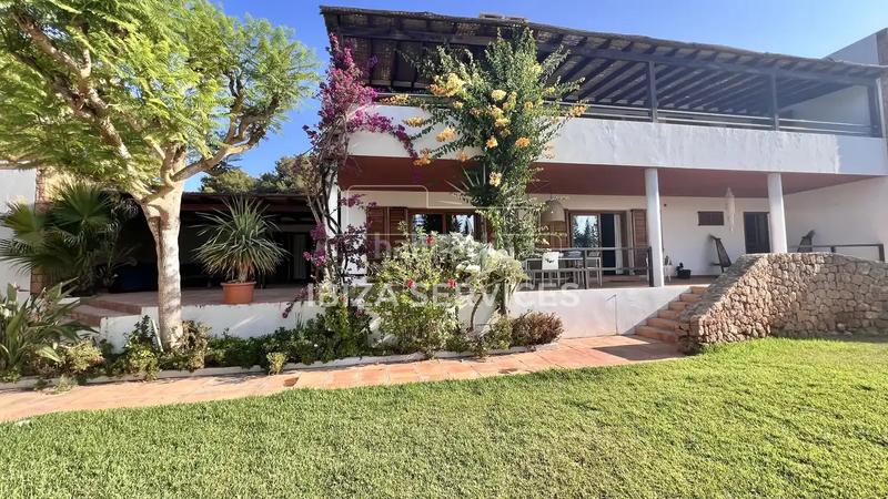 Foto 5fc3a34a-983b-46a1-839b-edde3b08c110. Alquiler chalet monthly winter rental san jordi 8 bedroom house for rent en Sant Josep de sa Talaia