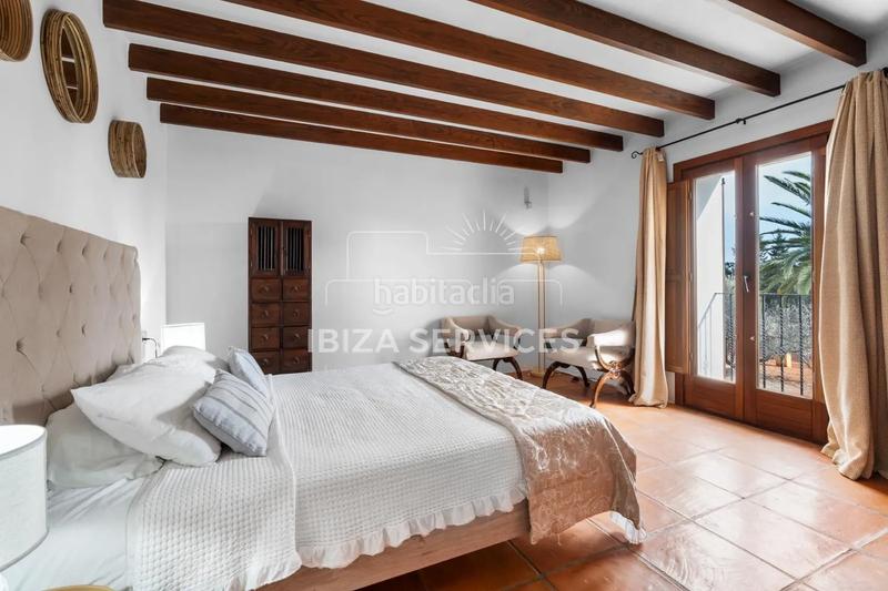 Foto fb8b9842-4fea-47f7-ab26-db4dcccfd2ae. Alquiler chalet monthly winter rental san jordi 8 bedroom house for rent en Sant Josep de sa Talaia