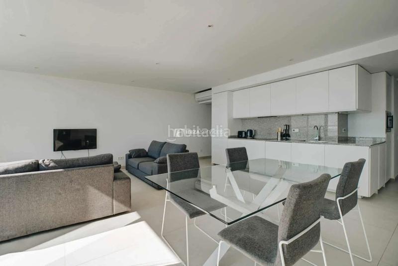 Foto 8a1a4265-b543-4fff-aaee-2e52940ea1cf. Miete etagenwohnung in Ses Figueretes - Platja d'en Bossa - Cas Serres Ibiza