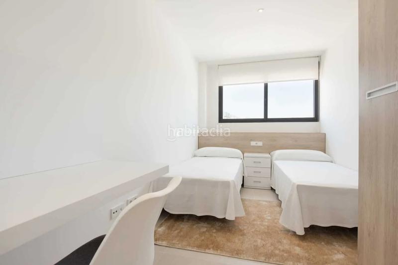 Foto f063f044-7f85-46b6-be7f-181ee4d954b3. Miete etagenwohnung in Ses Figueretes - Platja d'en Bossa - Cas Serres Ibiza