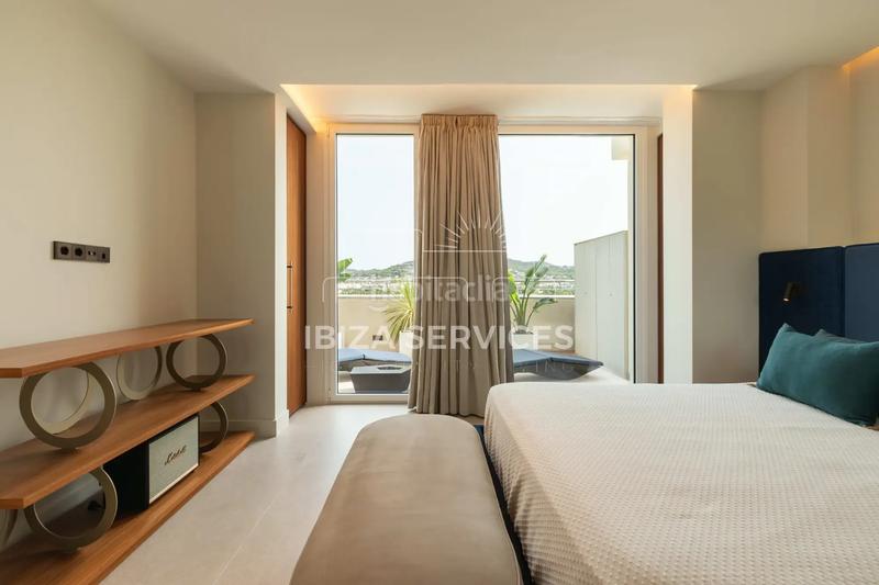 Foto 3091e5f8-6034-43c0-bcca-5cc77041f2c5. Appartement avec piscine dans Marina Botafoc-Talamanca Ibiza
