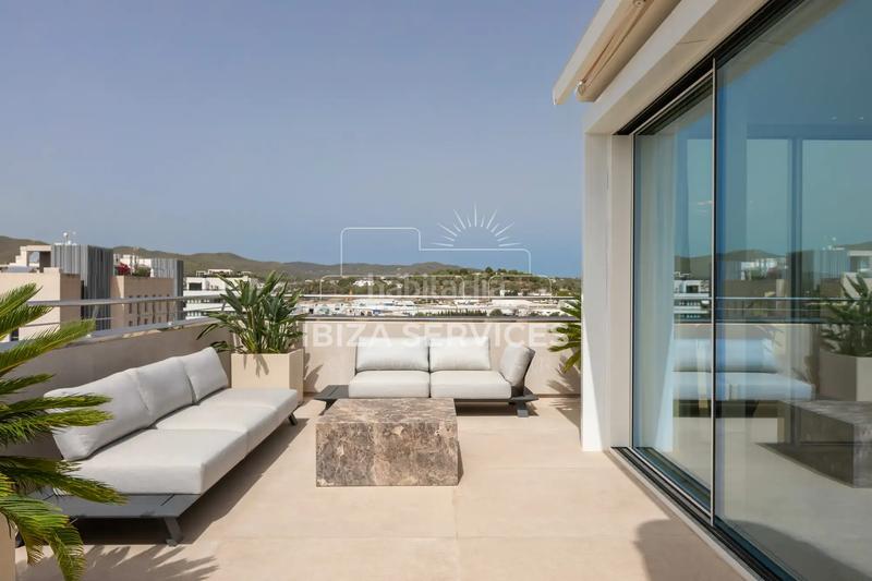 Foto 313ae1d3-fc2c-437f-8d9c-8cde79a4e7d0. Appartement avec piscine dans Marina Botafoc-Talamanca Ibiza