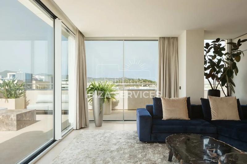 Foto 4b903f52-39d6-4fb6-93f3-8a74044913f6. Appartement avec piscine dans Marina Botafoc-Talamanca Ibiza