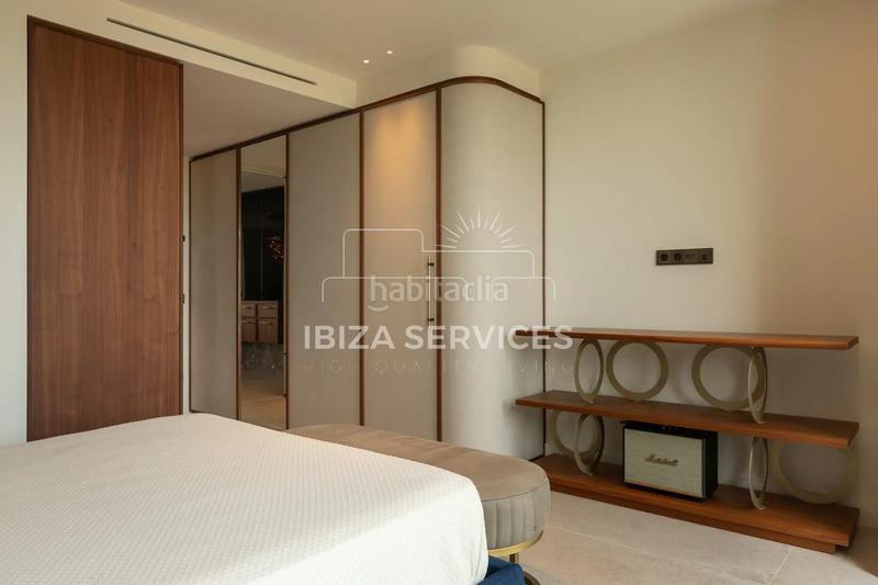 Foto 4c355ca8-0ebf-4ea4-b8f9-d2216160df24. Appartement avec piscine dans Marina Botafoc-Talamanca Ibiza