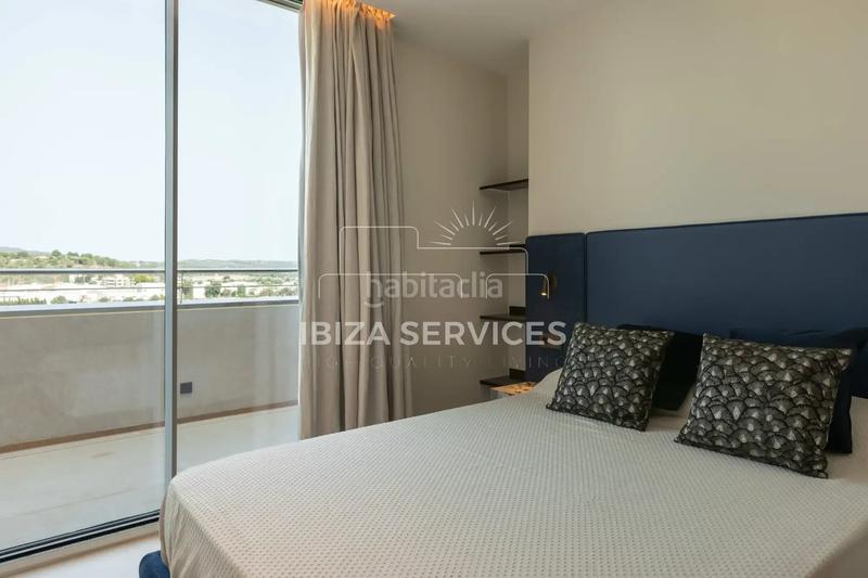 Foto 50c27301-f1aa-48b6-92a3-fb59e39c9f81. Appartement avec piscine dans Marina Botafoc-Talamanca Ibiza