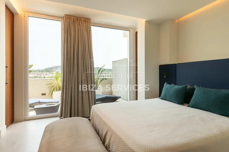 Foto 603a8bfc-34df-4bbf-9709-370660f45856. Appartement avec piscine dans Marina Botafoc-Talamanca Ibiza