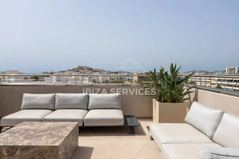 Foto 8ad01b22-245f-440d-a4a3-ed90843723cf. Appartement avec piscine dans Marina Botafoc-Talamanca Ibiza