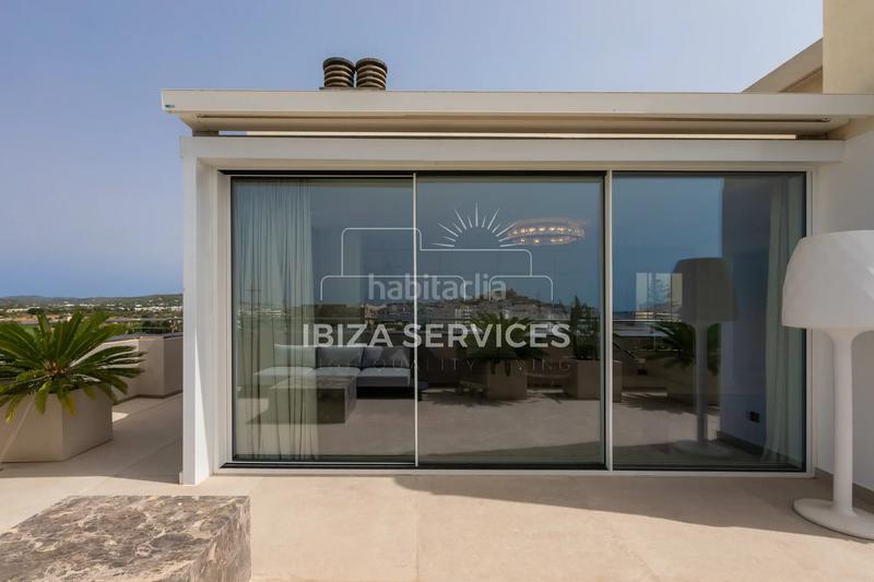 Foto 9d56610e-9b5f-4ae7-bac4-0a46b2e37ef0. Appartement avec piscine dans Marina Botafoc-Talamanca Ibiza