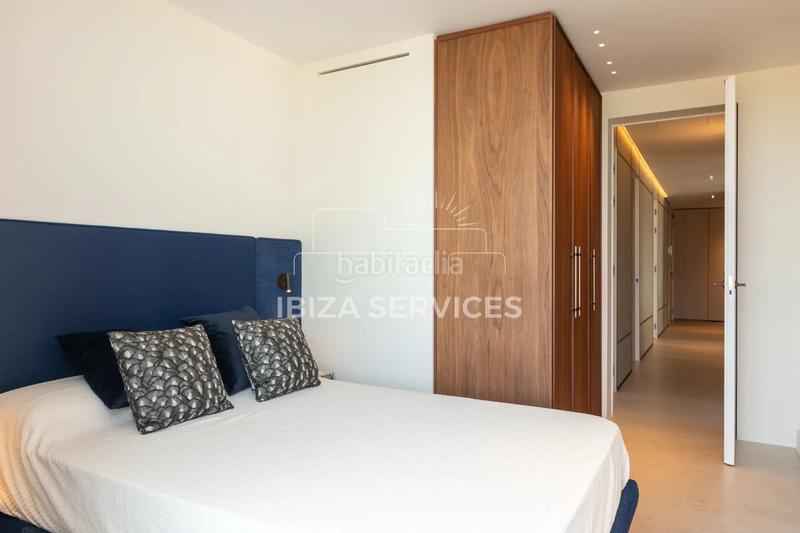 Foto b3ce9744-57ee-43a5-8efa-5bd3e3b32628. Appartement avec piscine dans Marina Botafoc-Talamanca Ibiza