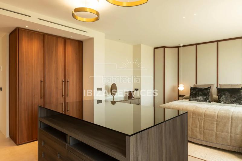 Foto cf296e04-dbd0-4b76-b2d9-824080d49428. Appartement avec piscine dans Marina Botafoc-Talamanca Ibiza