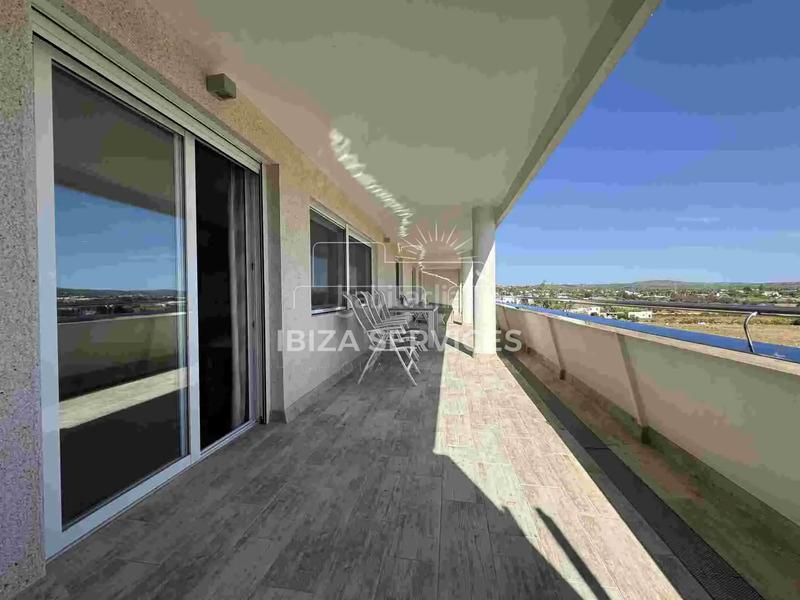 Foto 0facd2d1-d066-49ef-a843-6ac380fdba2a. Affitto appartamento con piscina in Marina Botafoc-Talamanca Ibiza