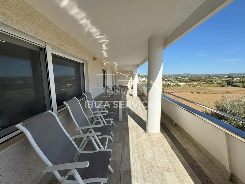 Foto bd513006-3416-4db1-a9fe-654dcef65b70. Affitto appartamento con piscina in Marina Botafoc-Talamanca Ibiza
