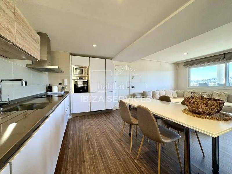 Foto c8263ecc-d820-4366-b206-42231b40860e. Affitto appartamento con piscina in Marina Botafoc-Talamanca Ibiza