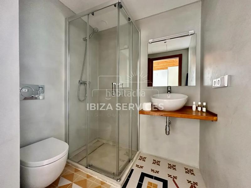 Foto 56751b2b-a327-4905-bfd5-ef1da42055c0. Lloguer pis a Dalt Vila-La Marina Ibiza