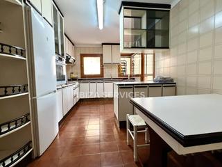 Lloguer Pis a S´Eixample-Can Misses. Piso en alquiler en el corazón de ibiza solo para empresas