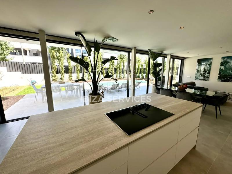 Foto 4316559d-e6df-44a5-8423-df080fbb4a4c. Chalet avec piscine dans Santa Gertrudis Santa Eulària