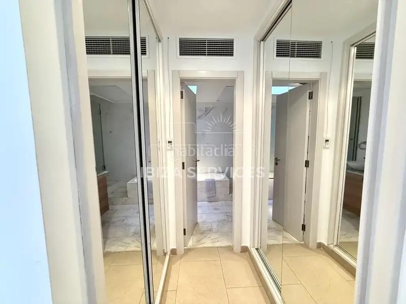 Foto 201d06ff-99d1-454f-bece-1d697dd7a147. Rent chalet in Marina Botafoc-Talamanca Ibiza