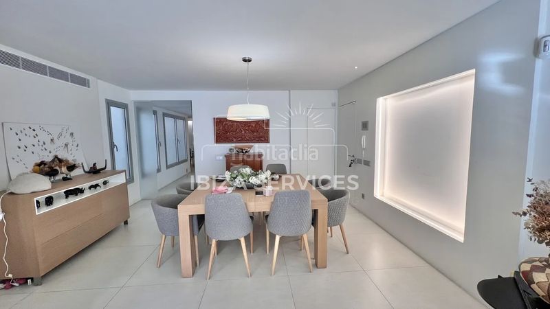 Foto 32f584c1-9445-466f-8299-914f23edac73. Pis amb aparcament piscina a Marina Botafoc-Talamanca Ibiza