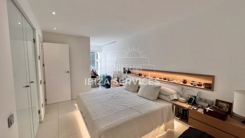 Foto c89581cf-15cc-4fd4-aadf-d016d0548019. Pis amb aparcament piscina a Marina Botafoc-Talamanca Ibiza