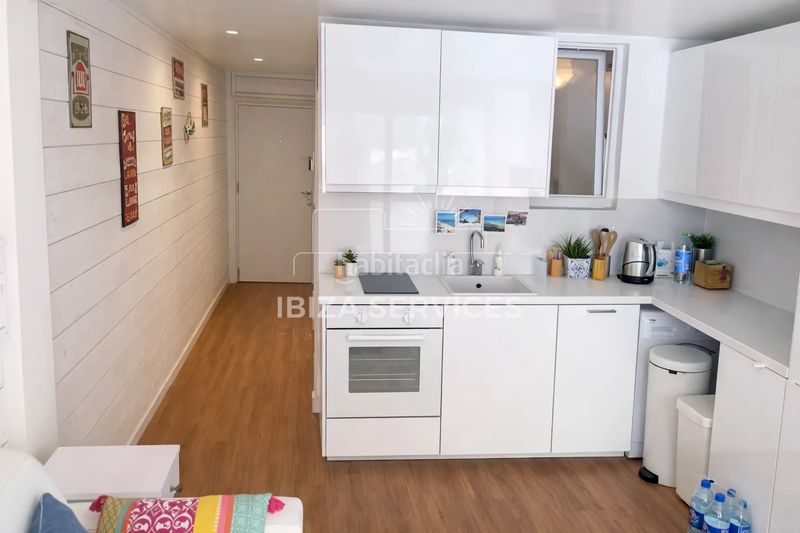 Foto d40b7243-71d6-43ac-b64e-0331c24af26c. Pis amb piscina a Santa Eulària des riu Santa Eulària