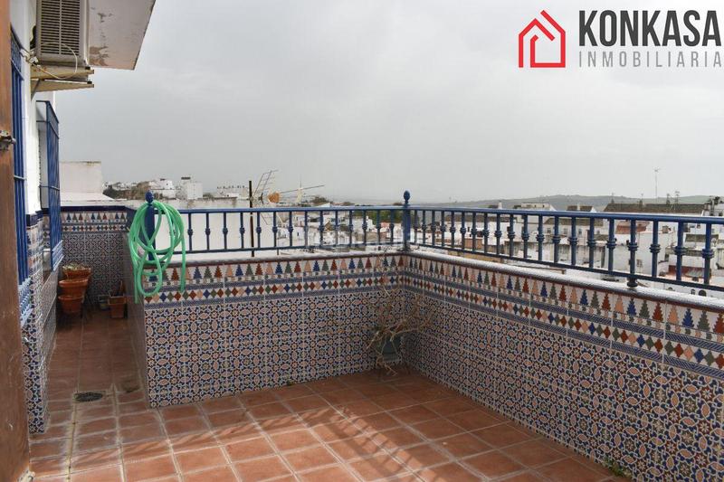 Foto f318c276-e0b1-475b-a97e-ad8d012f4db4. House with parking in Arcos de la Frontera