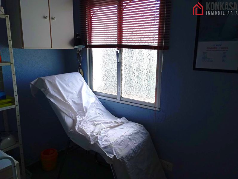 Foto e129f026-2dfc-4c07-aea3-948a21761afc. Local comercial a Arcos de la Frontera