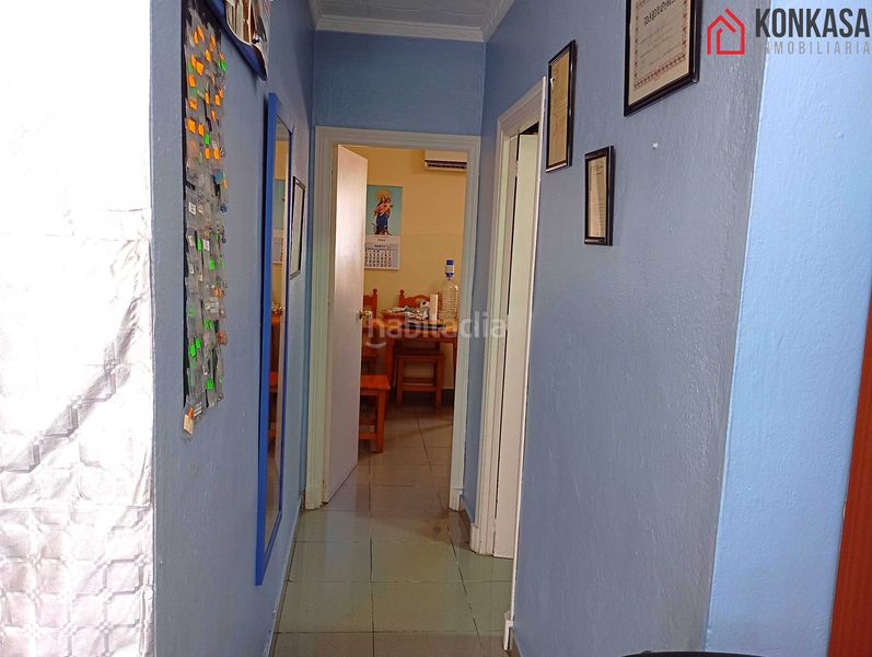 Foto f9ab6d4e-b345-41e4-8d2d-6329c4649084. Local comercial a Arcos de la Frontera