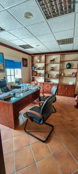 Foto 1c330a37-e5c2-498a-957a-5e205210580e. Local comercial a Arcos de la Frontera