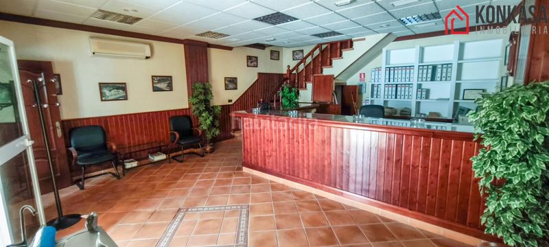 Foto ab362b9e-4d3c-440f-a30e-18985d8e84cd. Local comercial a Arcos de la Frontera