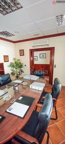 Foto c5813bfd-9738-4731-9b81-592f7fba508a. Local comercial a Arcos de la Frontera