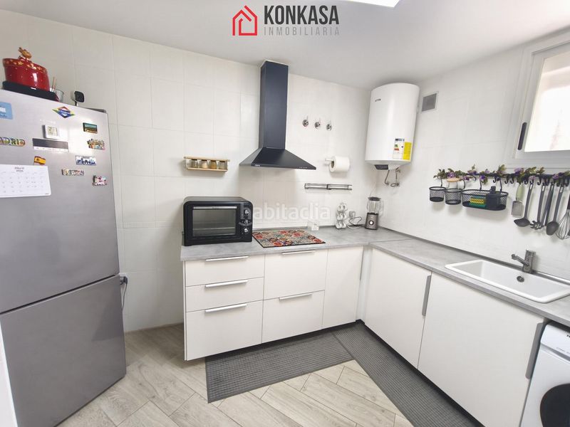 Foto 3048161a-8f9c-4141-9620-78376fc70937. Pis amb aparcament a Arcos de la Frontera