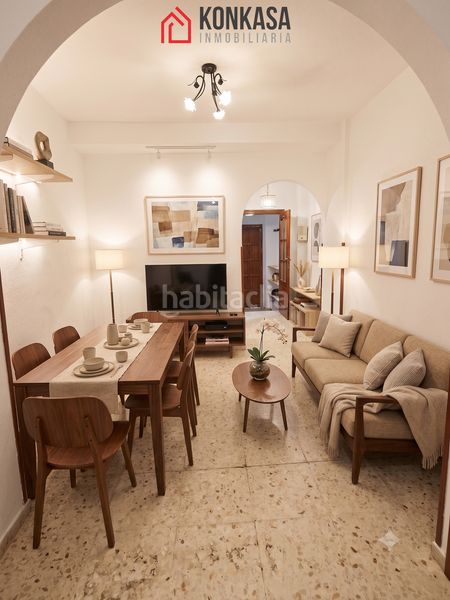Foto fc326ab2-d50a-43eb-b5ca-aa7096c38b40. Casa adossada a Arcos de la Frontera