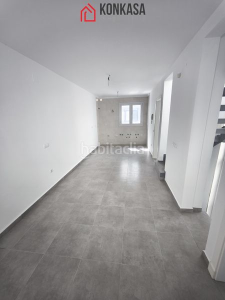 Foto 3b63d04d-7a0c-4335-a048-76976a6a80f3. Duplex avec parking dans Espera