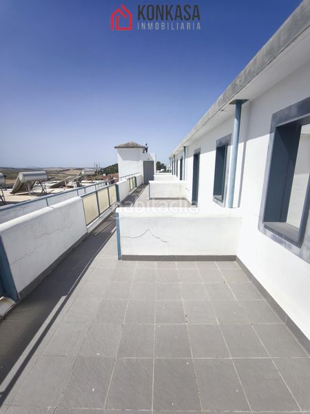 Foto 356aaee9-0a79-4e8a-a5fa-5b920cfb7cde. Duplex avec parking dans Espera
