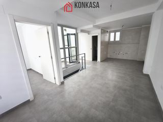 Zweistöckige Wohnung in Espera. Esperadúplex