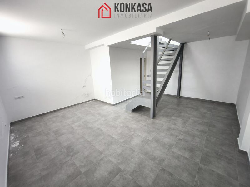 Foto 72a96d76-b429-448e-9426-cab57f46b138. Duplex avec parking dans Espera