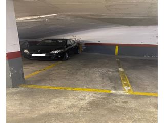 Parking coche en Fontcuberta 104. Garaje en venta en caldes de montbui