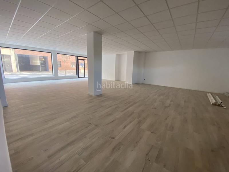 Foto 8e9b1e2d-53c3-4519-be68-6e658f2f4a1a. Lloguer local comercial a Caldes de Montbui