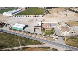 Casa a Carretera caldes a sentmenat km 2. Espectacular finca con dos casas independientes