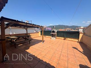 Etagenwohnung  Sabadell. Piso en caldes de montbui
