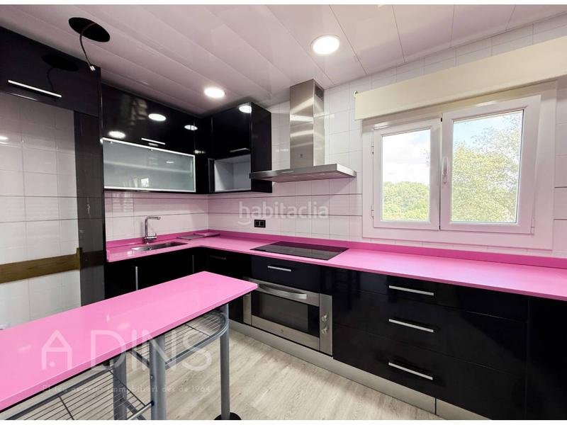 Foto 5171da58-b1b6-4218-bb4c-776cd29c4546. Casa in roures 6 in Castellcir