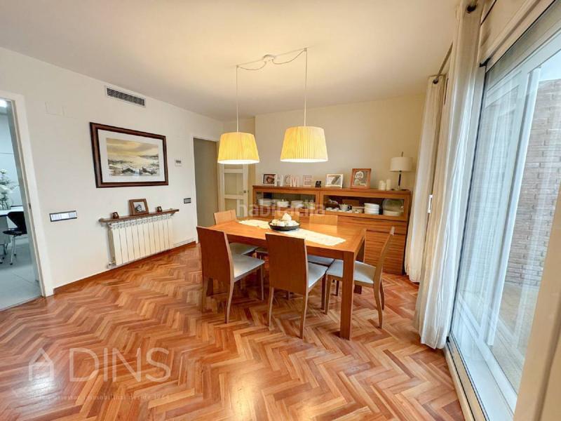 Foto 346d7b85-1ee8-4f6f-a221-29b2b0ae8194. Location appartement avec parking dans Barri del Centre Terrassa