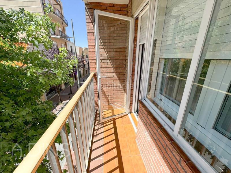 Foto e1247946-4834-487f-8ed5-4860afcb7099. Location appartement avec parking dans Barri del Centre Terrassa