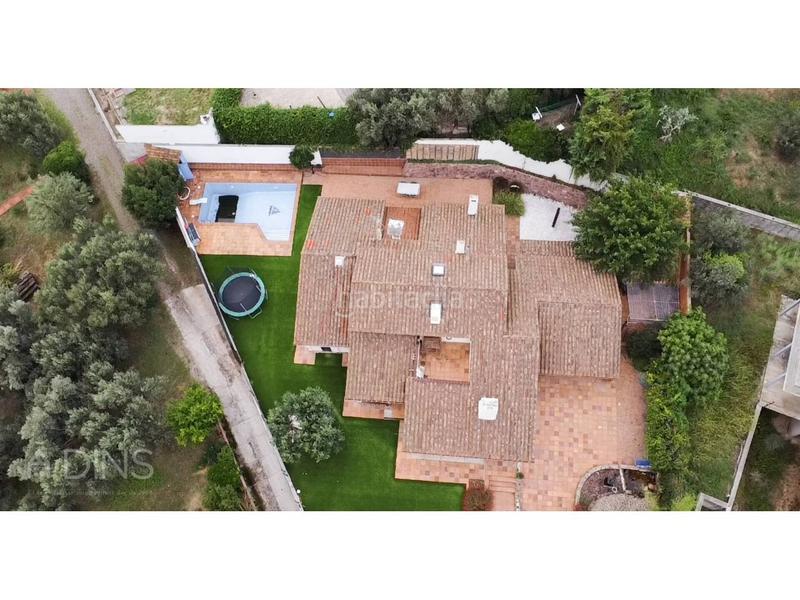 Foto 0733e1c8-126e-4310-b40e-b8ffe982f552. Casa con riscaldamento parcheggio piscina in Can Violí - Can Poi del Bosc Garriga (La)